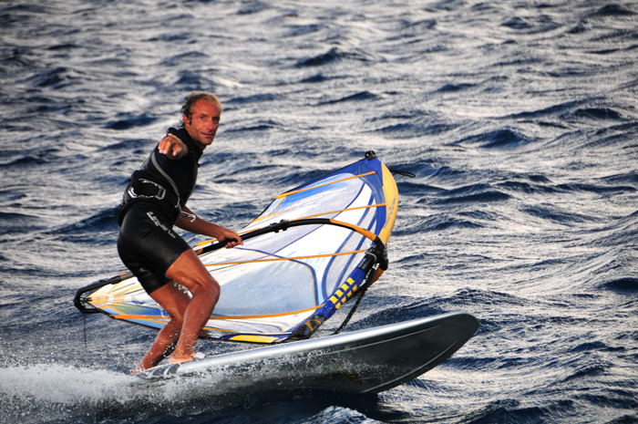 crete-giaconi-greece-magazine-planche-windsurfing